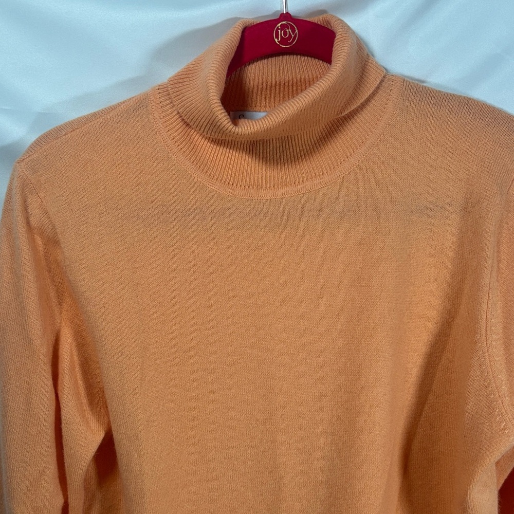 Samantha Taylor 100% Cashmere Turtleneck Sweater SZ L - Picture 2 of 5
